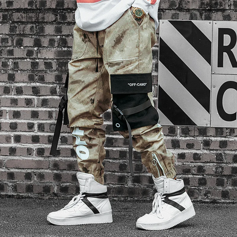 Hip Hop Off Letter Print Camo Cargo Mens Pants Zipper Patchwork Ribbon Pockets Trousers Casual Streetwear Camouflage Pants
Hip Hop Off Letter Print Camo Cargo Mens Pants Zipper Patchwork Ribbon Pockets Trousers Casual Streetwear Camouflage Pants