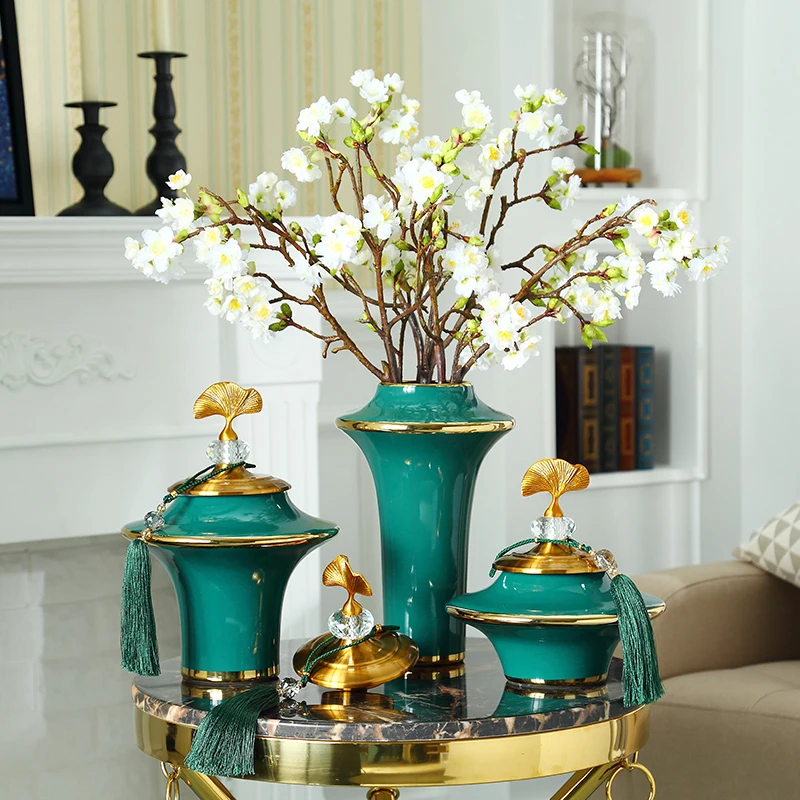 Europe Luxury ceramic Vase Flying saucer shaped Large vase creative Figurine Home Decoration crafts Desktop Porcelain Ornament
Europe Luxury ceramic Vase Flying saucer shaped Large vase creative Figurine Home Decoration crafts Desktop Porcelain Ornament