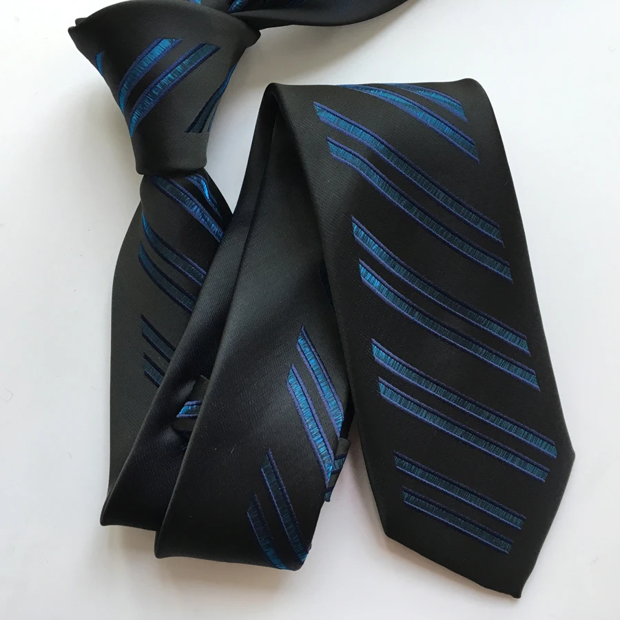 Fashion Casual Slim Ties Jacquard Woven Necktie Black with Shinny Blue Striped Gravatas for Businessmen Free Shipping
Fashion Casual Slim Ties Jacquard Woven Necktie Black with Shinny Blue Striped Gravatas for Businessmen Free Shipping