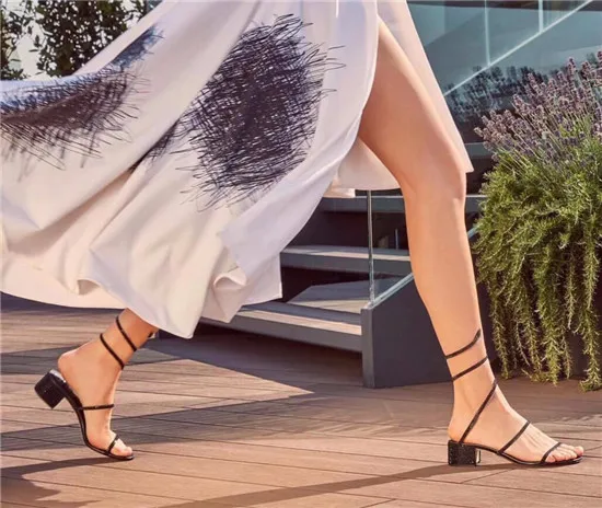 Fashion New Women Sandals Snake Style Crystal Strap Ankle Wrap Gladiator Sandals Women Summer Shoes Woman Boots Sandalias Mujer
Fashion New Women Sandals Snake Style Crystal Strap Ankle Wrap Gladiator Sandals Women Summer Shoes Woman Boots Sandalias Mujer