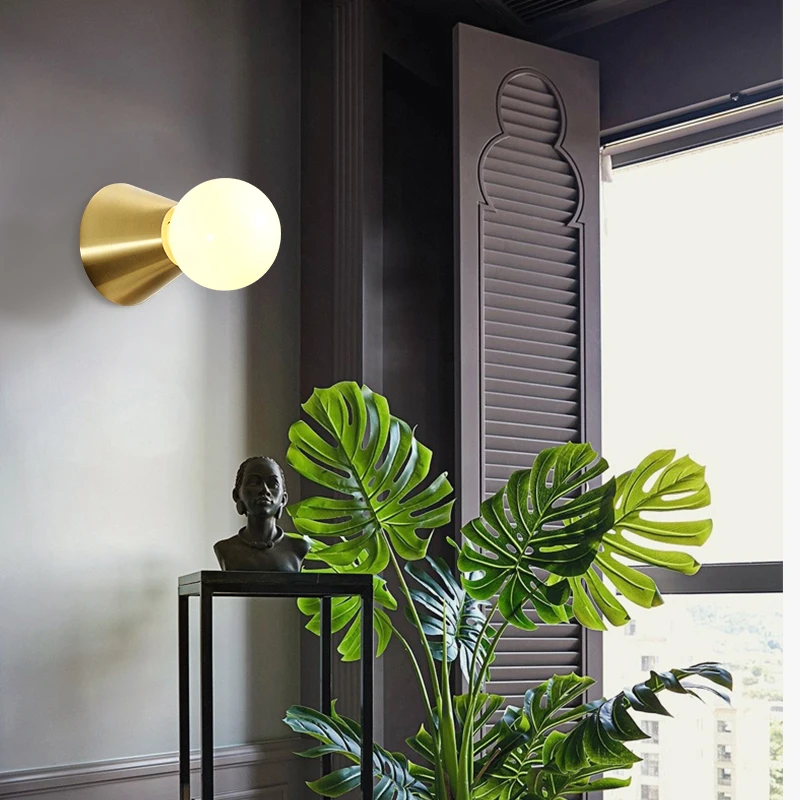 Modern LED Golden ceiling lights Metal Gold ceiling lamps for living room Bedroom kitchen ceiling lighting lustre fixtures
Modern LED Golden ceiling lights Metal Gold ceiling lamps for living room Bedroom kitchen ceiling lighting lustre fixtures