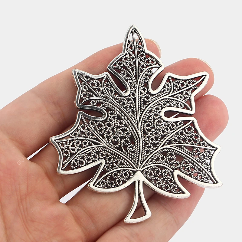2Pcs Tibetan Silver Large Filigree Maple Tree Leaf Charms Pendant For DIY Necklace Jewelry Making Findings
2Pcs Tibetan Silver Large Filigree Maple Tree Leaf Charms Pendant For DIY Necklace Jewelry Making Findings