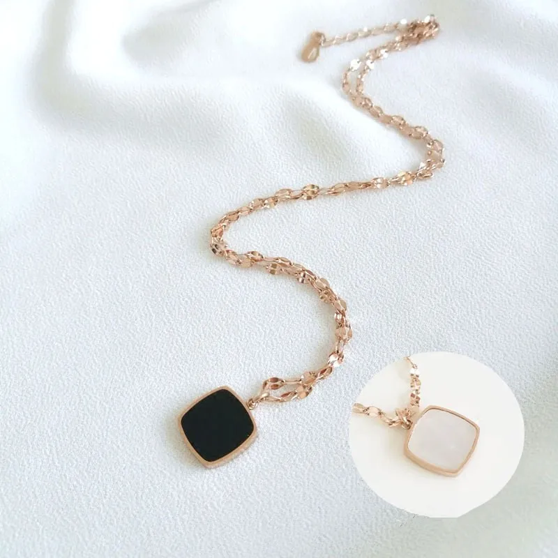 YUN RUO Fashion Double Sides Natural Shell Square Pendant Necklace Woman Stainless Steel Jewelry Gift Rose Gold Color Never Fade
YUN RUO Fashion Double Sides Natural Shell Square Pendant Necklace Woman Stainless Steel Jewelry Gift Rose Gold Color Never Fade