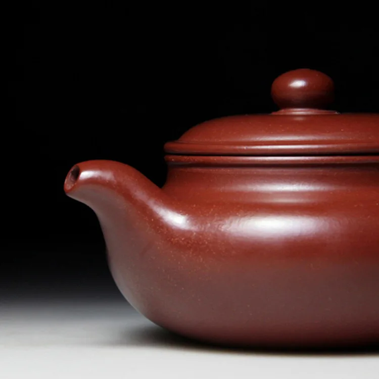 Authentic Yixing Zisha masters handmade teapot ore mud pot Dahongpao Tea Zhu antique wholesale and retail 0346
Authentic Yixing Zisha masters handmade teapot ore mud pot Dahongpao Tea Zhu antique wholesale and retail 0346