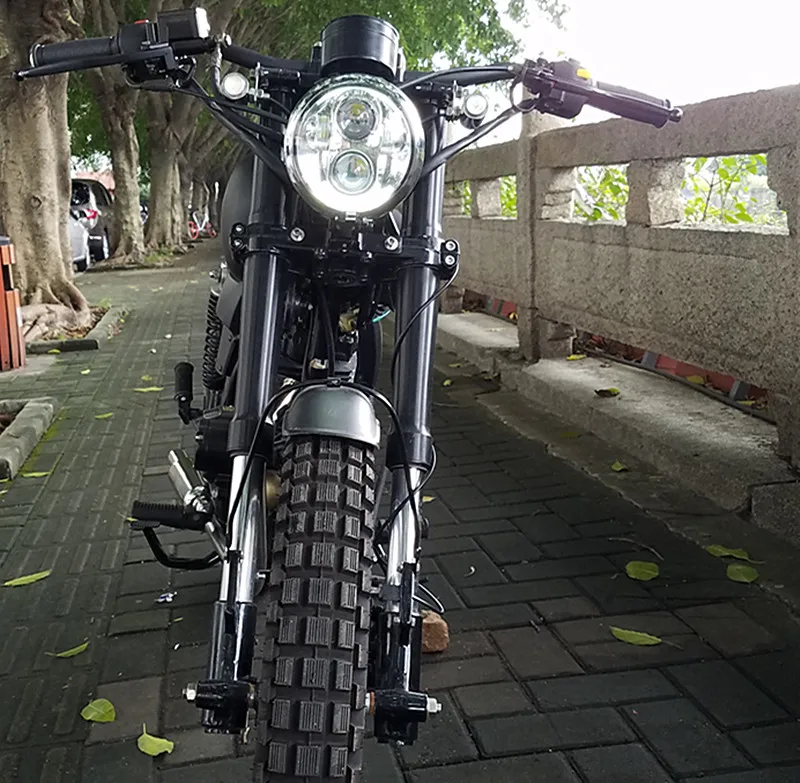 MOTO4U 5.75 inch Universal Motorcycle Cafe Racer Headlamp boober chopper Vintage Front light Far light custom LED headlight
MOTO4U 5.75 inch Universal Motorcycle Cafe Racer Headlamp boober chopper Vintage Front light Far light custom LED headlight