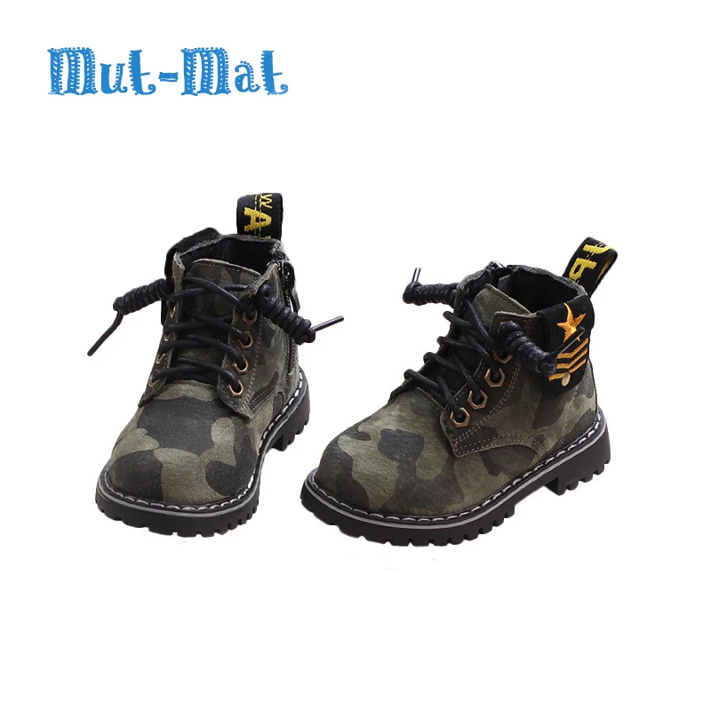 Children's shoes 2020 autumn winter new children's boy Martin boots girls genuine leather soft bottom camouflage boots
Children's shoes 2020 autumn winter new children's boy Martin boots girls genuine leather soft bottom camouflage boots