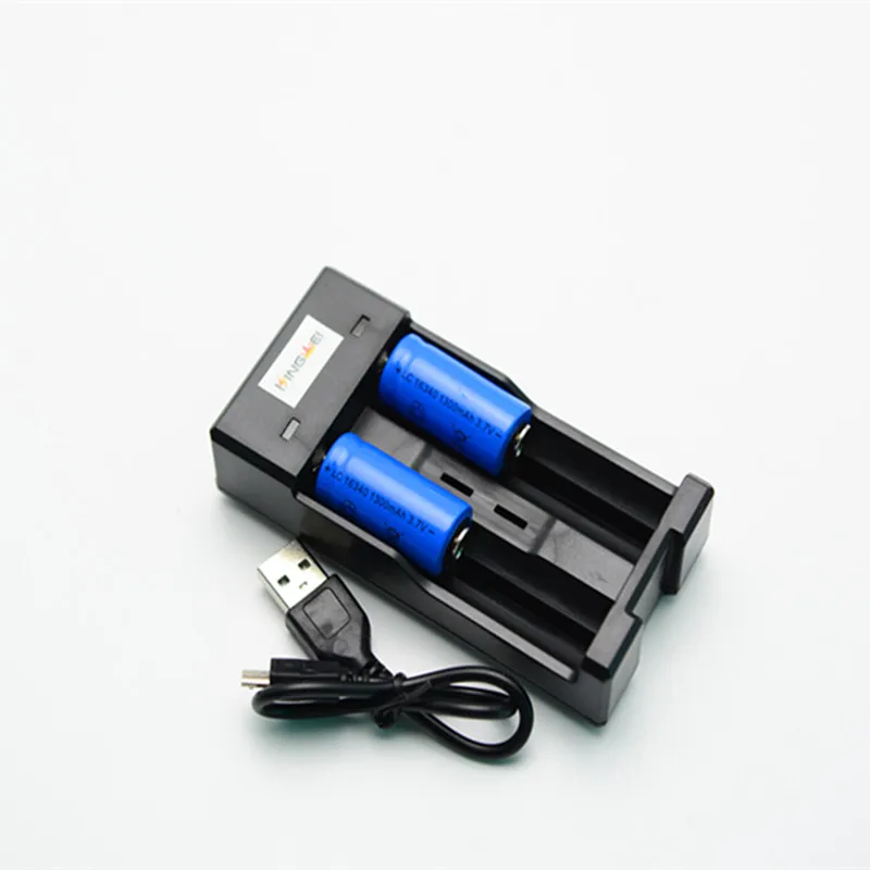 Зарядное устройство USB может заряжать только одну батарею а также две батареи