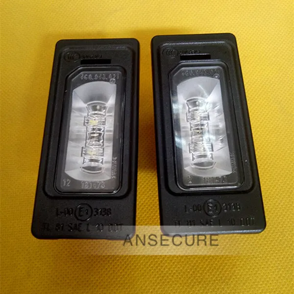 OEM 2 PCS LED License Plate Lamp Light For Audi A1 A3 8V A4 S4 RS4 B8 A5 S5 RS5 S5 A6 C7 RS6 A7 RS7 Q3 Q5 2013-2016 4G0943021
OEM 2 PCS LED License Plate Lamp Light For Audi A1 A3 8V A4 S4 RS4 B8 A5 S5 RS5 S5 A6 C7 RS6 A7 RS7 Q3 Q5 2013-2016 4G0943021