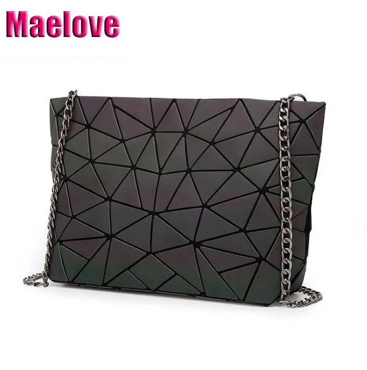 Maelove New Luminous bag Women Geometry handbag Casual female chain shoulder bag Free Shipping Geometric Bag
Maelove New Luminous bag Women Geometry handbag Casual female chain shoulder bag Free Shipping Geometric Bag