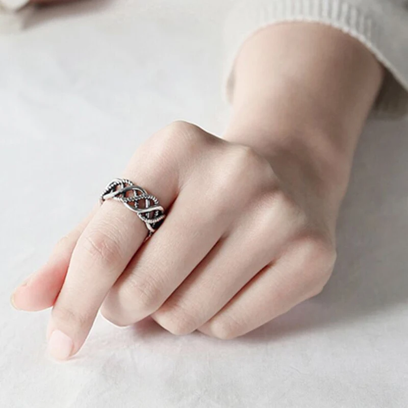 MEYRROYU 925 Sterling Silver Fashion Jewelry Retro Hollow Braided Open Ring Men's and Women's Valentine's Day Gift Accessories
MEYRROYU 925 Sterling Silver Fashion Jewelry Retro Hollow Braided Open Ring Men's and Women's Valentine's Day Gift Accessories