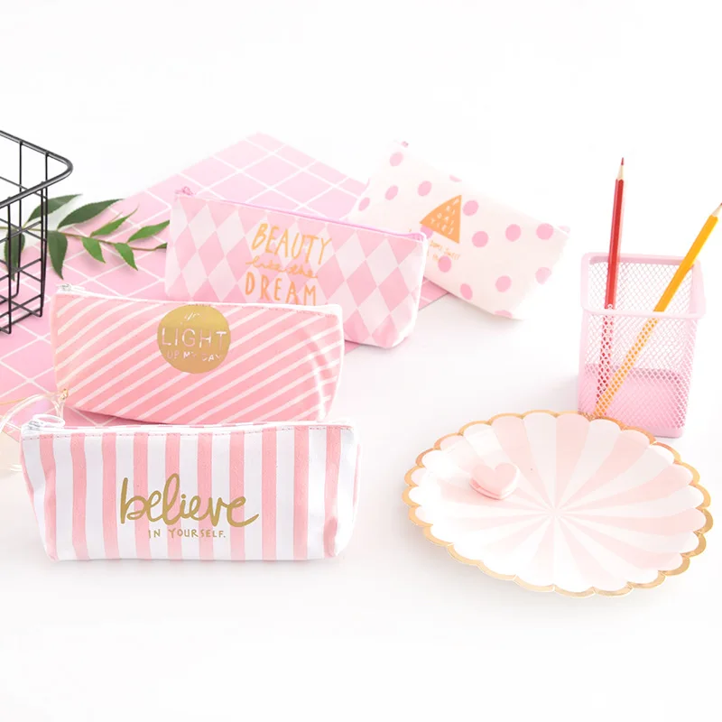 1pcs kawaii Simple Pencil Case cute pink stripe pattern Office Student Pencil Cases School Supplies Pen Box Astuccio Scuola
1pcs kawaii Simple Pencil Case cute pink stripe pattern Office Student Pencil Cases School Supplies Pen Box Astuccio Scuola