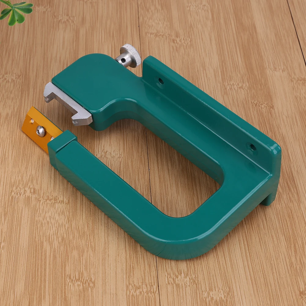 Aluminum Leather Splitter Tool Paring Device Leather Skiver Peeler Leather Cutting Tools Sewing Machine DIY Leathercraft
Aluminum Leather Splitter Tool Paring Device Leather Skiver Peeler Leather Cutting Tools Sewing Machine DIY Leathercraft