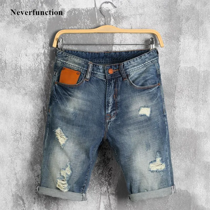 Summer men Streetwear Ripped Destroyed Distressed Denim Shorts Bermuda male Retro Holes blue casual jeans Shorts Plus Size 40
Summer men Streetwear Ripped Destroyed Distressed Denim Shorts Bermuda male Retro Holes blue casual jeans Shorts Plus Size 40