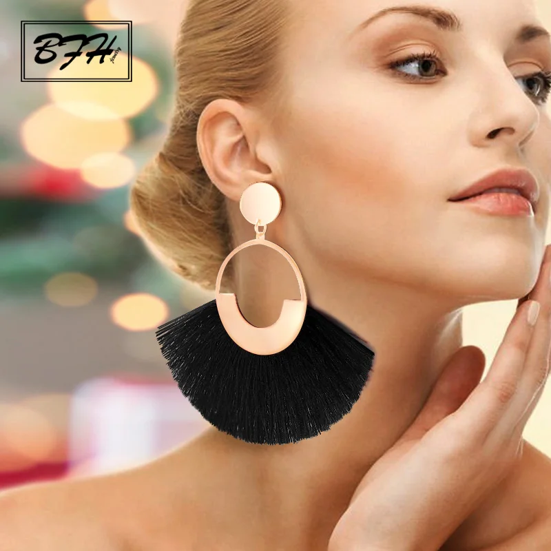 BFH Bohemian Big Tassel Drop Earrings For Women Lady Female Fringe Handmade Dangle Statement Fashion Woman Earring 2019 Jewelry
BFH Bohemian Big Tassel Drop Earrings For Women Lady Female Fringe Handmade Dangle Statement Fashion Woman Earring 2019 Jewelry