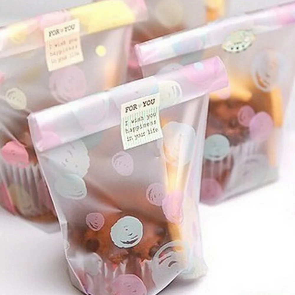100pcs/lot 12*20cm Translucent dots Plastic cookie packaging bags cupcake wrapper self adhesive gift bags
100pcs/lot 12*20cm Translucent dots Plastic cookie packaging bags cupcake wrapper self adhesive gift bags