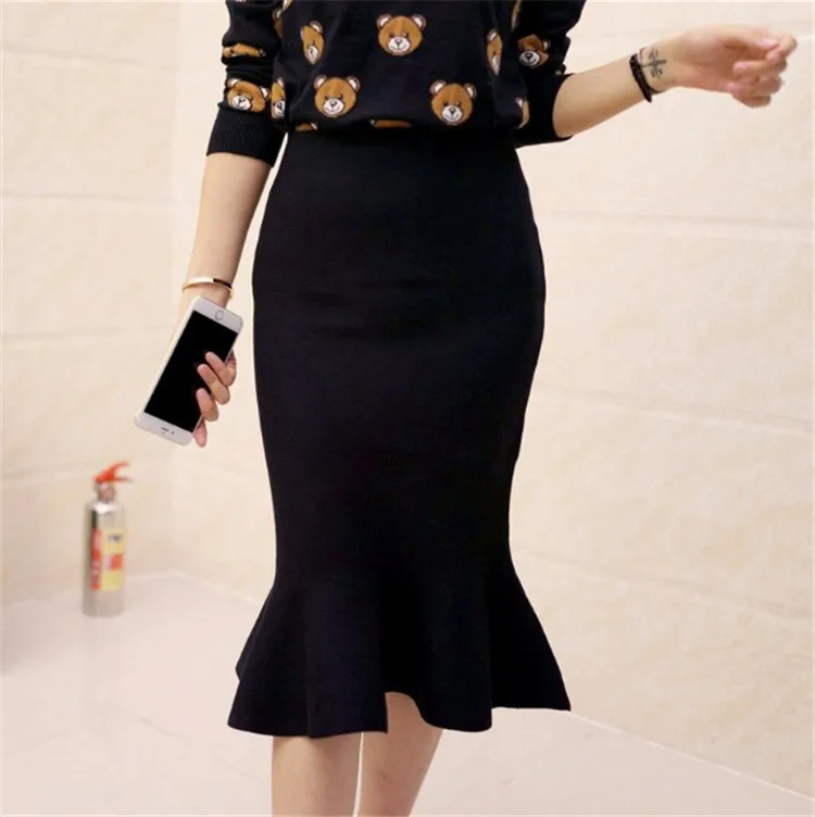 Autumn Winter Women Knitted Skirts 2018 High Waist Sexy Elegant Casual Work Slim Solid Ruffles Trumpet Mermaid Skirts D129
Autumn Winter Women Knitted Skirts 2018 High Waist Sexy Elegant Casual Work Slim Solid Ruffles Trumpet Mermaid Skirts D129