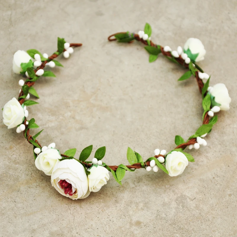 10PCs Wholesale Hair Bands Rose White Berry Wreath Rustic Handmade Flower Girl Bride Spring Wedding Flower Crown Props
10PCs Wholesale Hair Bands Rose White Berry Wreath Rustic Handmade Flower Girl Bride Spring Wedding Flower Crown Props