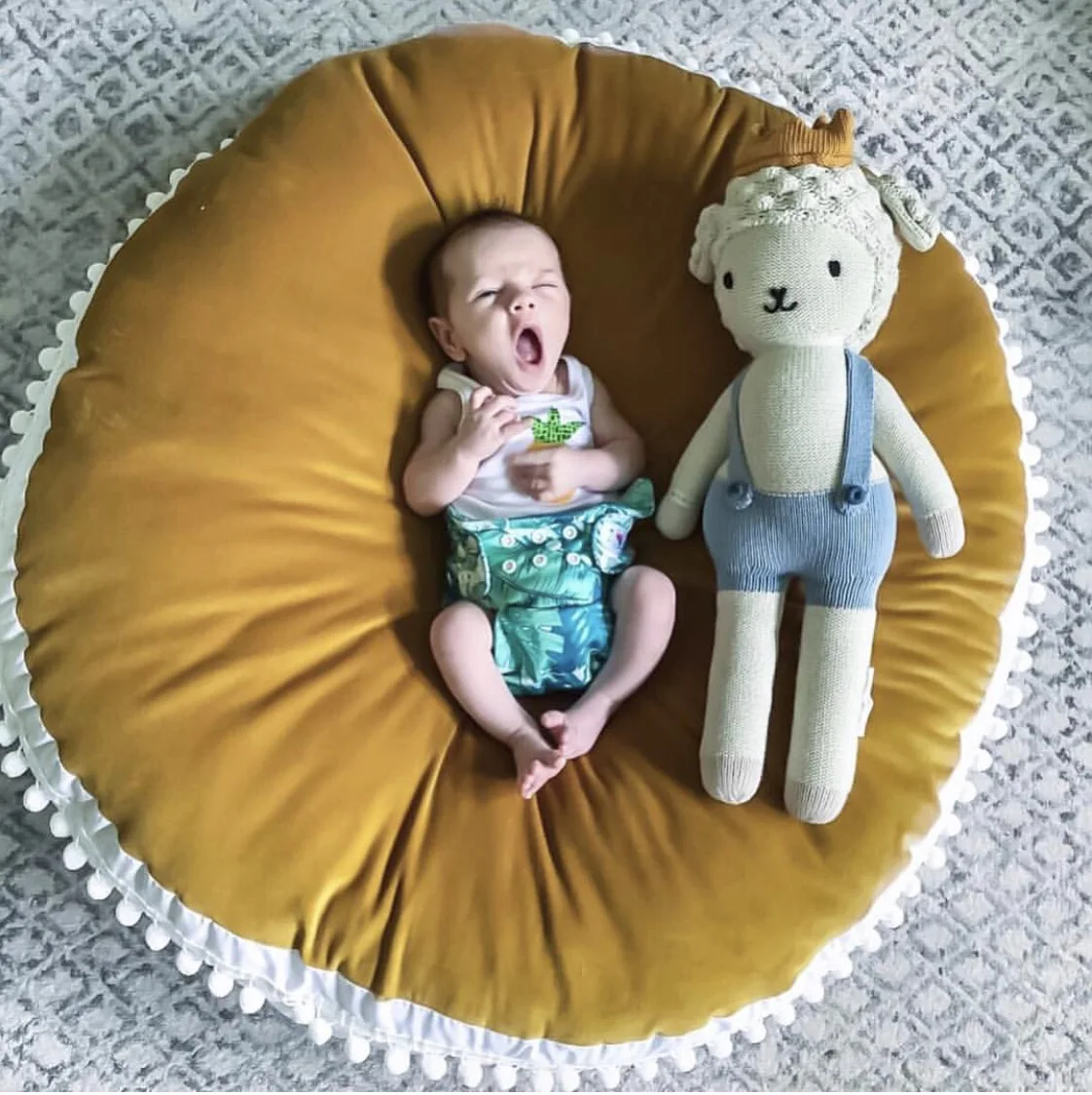 Hot sale Soft Round Thick Carpet Decorative Floor Mats Baby Children Kid's Play Crawling Mat Hallway Area Rugs
Hot sale Soft Round Thick Carpet Decorative Floor Mats Baby Children Kid's Play Crawling Mat Hallway Area Rugs