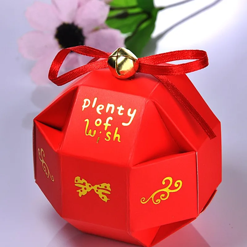 Red Candy box with red ribbon+ bell-0vely small ball Wedding Favor Gift Box 100pcs/lot
Red Candy box with red ribbon+ bell-0vely small ball Wedding Favor Gift Box 100pcs/lot
