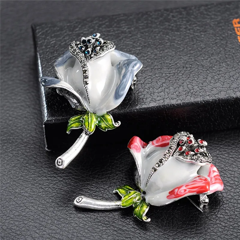 Pinksee Newest Elegant Drop Oil Bouquet Brooch for Women High Quality Flower Collar Pins Jewelry Corsage Accessories
Pinksee Newest Elegant Drop Oil Bouquet Brooch for Women High Quality Flower Collar Pins Jewelry Corsage Accessories