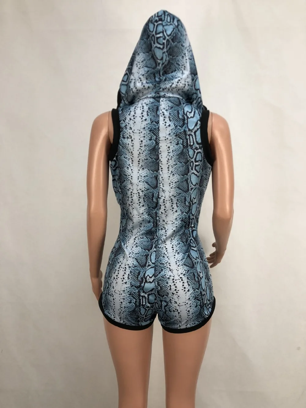New Arrival Light Blue Serpentine Print Deep V Hooded Sleeveless Sexy Bra Women Romper Female Playsuit
New Arrival Light Blue Serpentine Print Deep V Hooded Sleeveless Sexy Bra Women Romper Female Playsuit