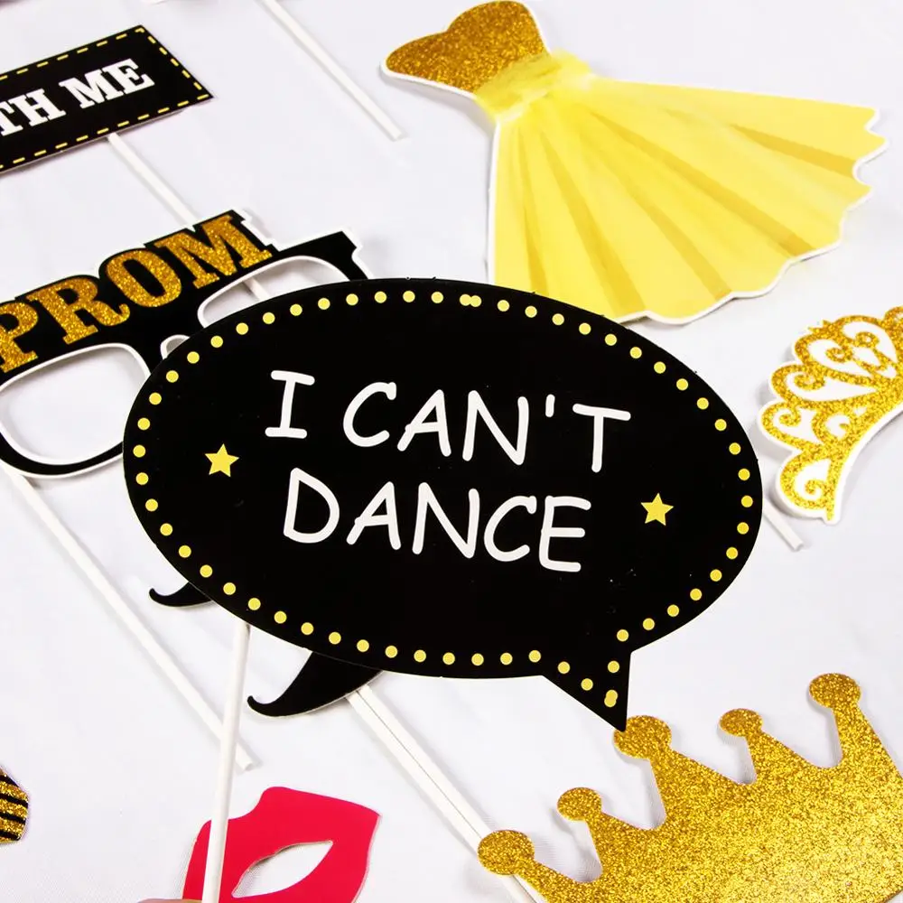 24pcs Prom Night Photo Booth Props Prom King Queen Dance 2020 Graduation Party Supplies Junior Senior Prom Selfie Decorations
24pcs Prom Night Photo Booth Props Prom King Queen Dance 2020 Graduation Party Supplies Junior Senior Prom Selfie Decorations