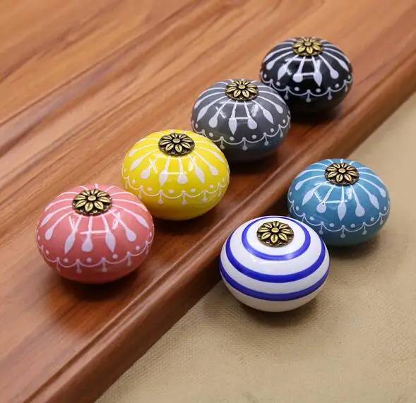 Hand-painted Art Ceramic Cabinet Knobs and Handles Furniture Handles for Kids YH1661
Hand-painted Art Ceramic Cabinet Knobs and Handles Furniture Handles for Kids YH1661