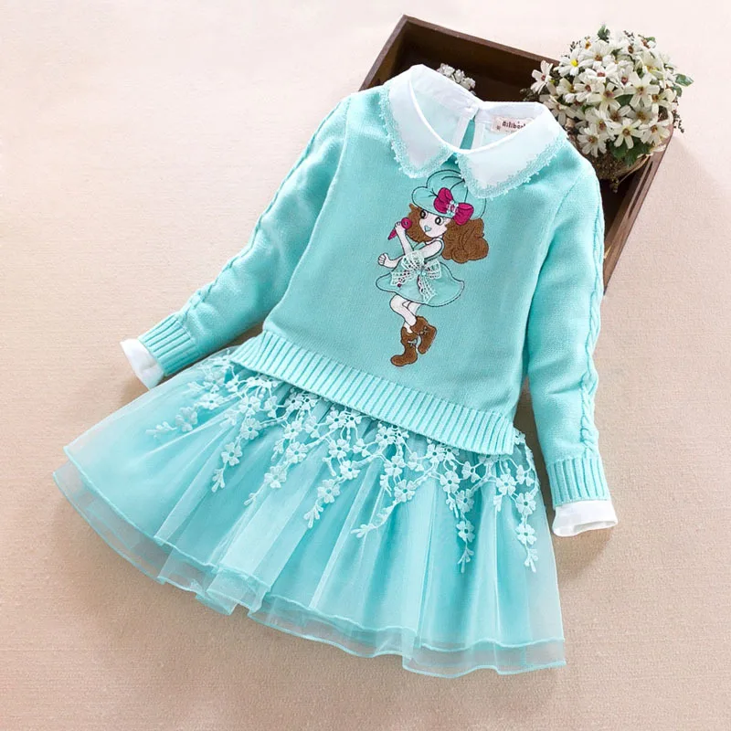 Детское трикотажное платье-свитер для девочек с мультяшным рисунком на осень и
