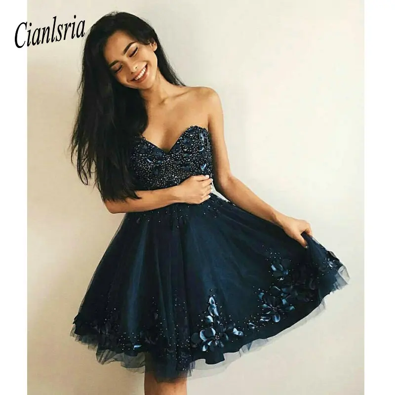 Dark Navy Blue Tulle Beaded Sweetheart Homecoming Dress with 3D Floral Appliques Cocktail Dresses
Dark Navy Blue Tulle Beaded Sweetheart Homecoming Dress with 3D Floral Appliques Cocktail Dresses