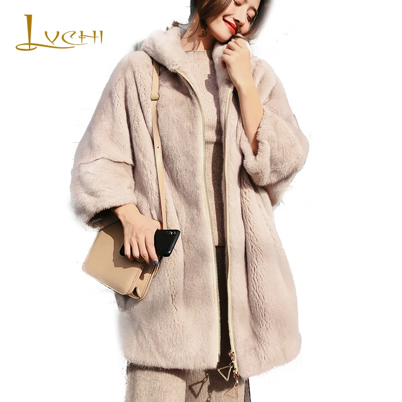 LVCHI 2019 Winter Velvet Mink Fur Coat Women Slim Loss Batwing Sleeve With Fur Hood Real Fur Coat Soft Medium Mink Fur Coats
LVCHI 2019 Winter Velvet Mink Fur Coat Women Slim Loss Batwing Sleeve With Fur Hood Real Fur Coat Soft Medium Mink Fur Coats