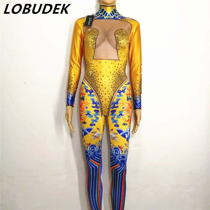 Sexy jumpsuit Bright stones Leotard bodysuit Female signer Court Celebration clothing Bar Steel tube dance DJ costume
Sexy jumpsuit Bright stones Leotard bodysuit Female signer Court Celebration clothing Bar Steel tube dance DJ costume
