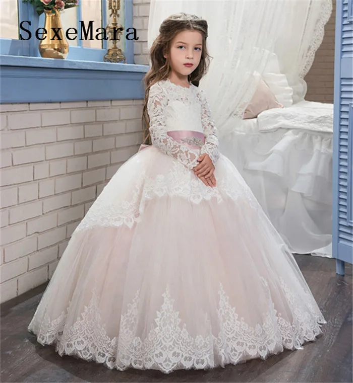 New Flower Girls Dresses for Wedding Lace Long Sleeves First Communion Dresses vestido for Special Occasion
New Flower Girls Dresses for Wedding Lace Long Sleeves First Communion Dresses vestido for Special Occasion