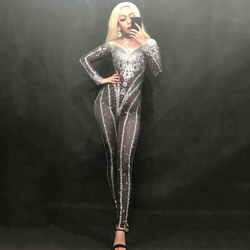 Sexy Sparkly Crystals Nude Jumpsuit Stretch Stones Celebrate Bright Rhinestones Bodysuit Costume Singer Dancer Female Suit DT367
Sexy Sparkly Crystals Nude Jumpsuit Stretch Stones Celebrate Bright Rhinestones Bodysuit Costume Singer Dancer Female Suit DT367