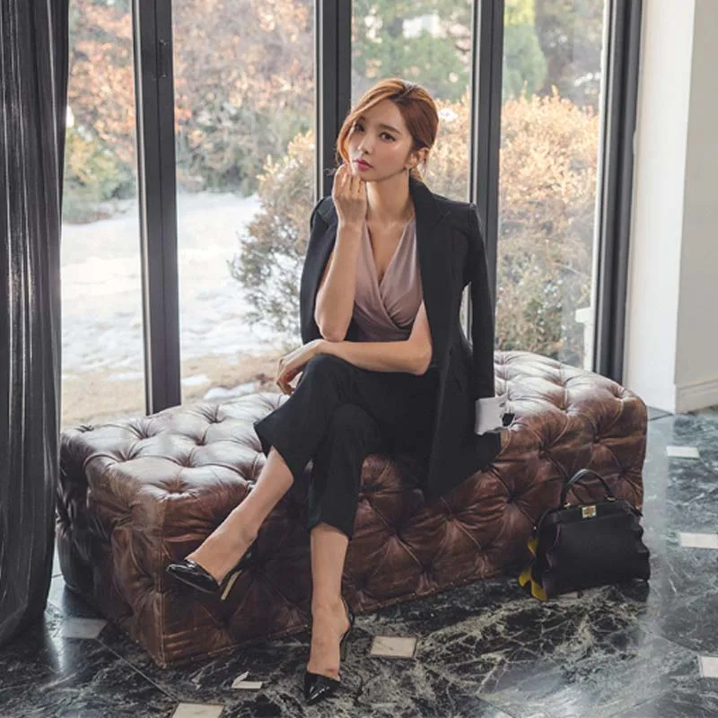 Женский костюм с двубортным жакетом и брюками, профессиональный повседневный костюм из двух предметов, новинка весны 2020 
Женский костюм с двубортным жакетом и брюками, профессиональный повседневный костюм из двух предметов, новинка весны 2020