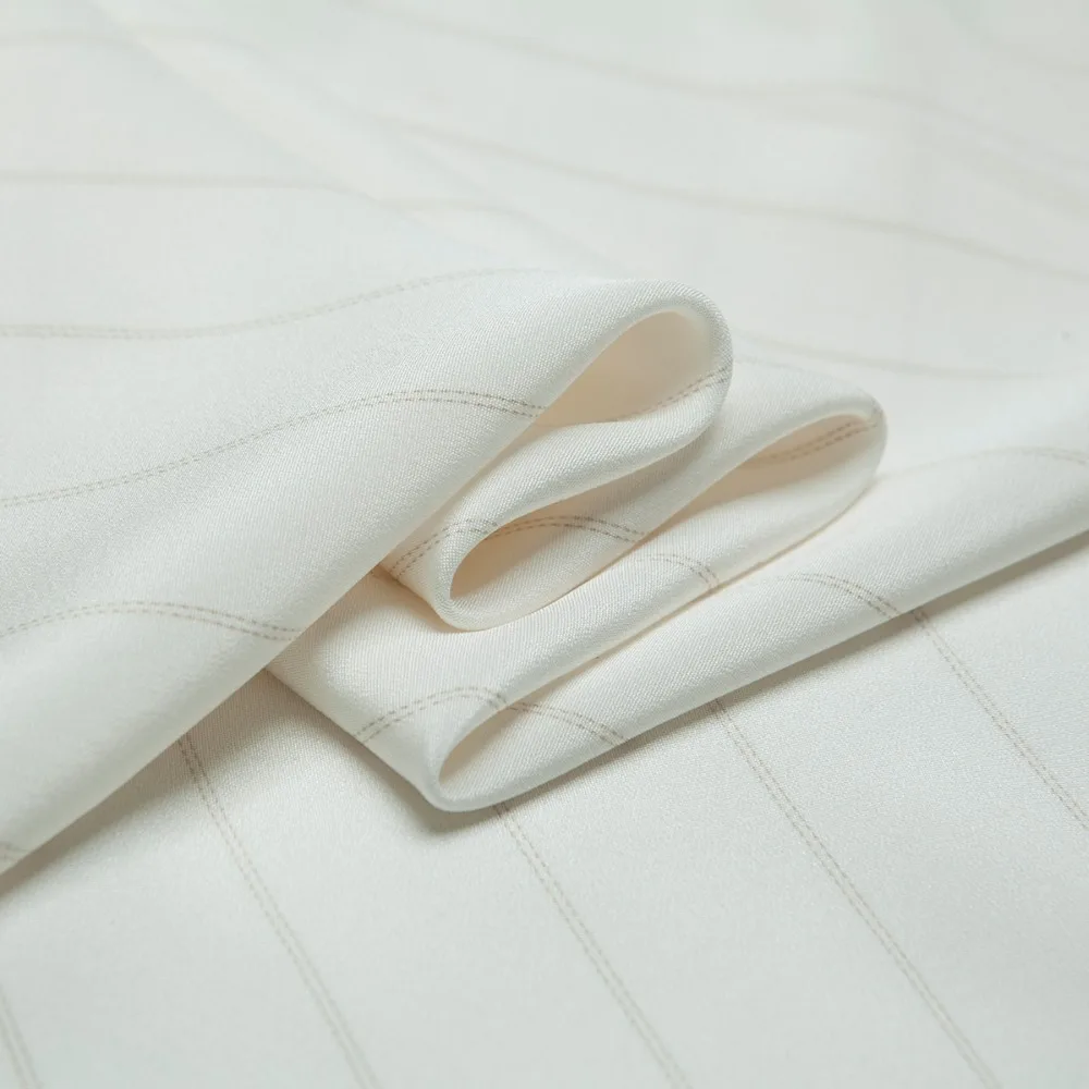 Yarn-dyed wide striped heavy pure silk crepe de chine fabric,elegant beige color,sewing for dress,skirt,blouse,craft by the yard
Yarn-dyed wide striped heavy pure silk crepe de chine fabric,elegant beige color,sewing for dress,skirt,blouse,craft by the yard