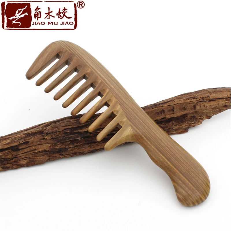 2017 Pure Nature hand made Sandalwood comb with wide tooth wood brush anti-static nature best seller
2017 Pure Nature hand made Sandalwood comb with wide tooth wood brush anti-static nature best seller