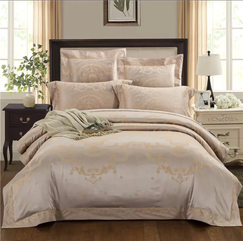 Luxury black Bedding Sets silk cotton Jacquard Queen/King Size Duvet Cover Set wedding Bedclothes /fitted Bed Linen Quilt Cover
Luxury black Bedding Sets silk cotton Jacquard Queen/King Size Duvet Cover Set wedding Bedclothes /fitted Bed Linen Quilt Cover