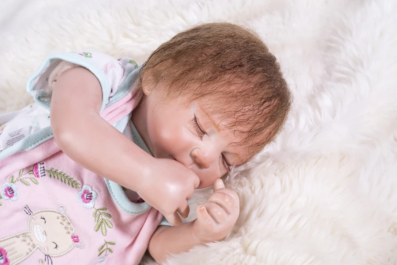 18" Realistic Soft Silicone Bebes Reborn Sweet Sleep Curly Hair Lifelike Bonecas Gift Birthday Toy lol Doll Suprice for Children
18" Realistic Soft Silicone Bebes Reborn Sweet Sleep Curly Hair Lifelike Bonecas Gift Birthday Toy lol Doll Suprice for Children