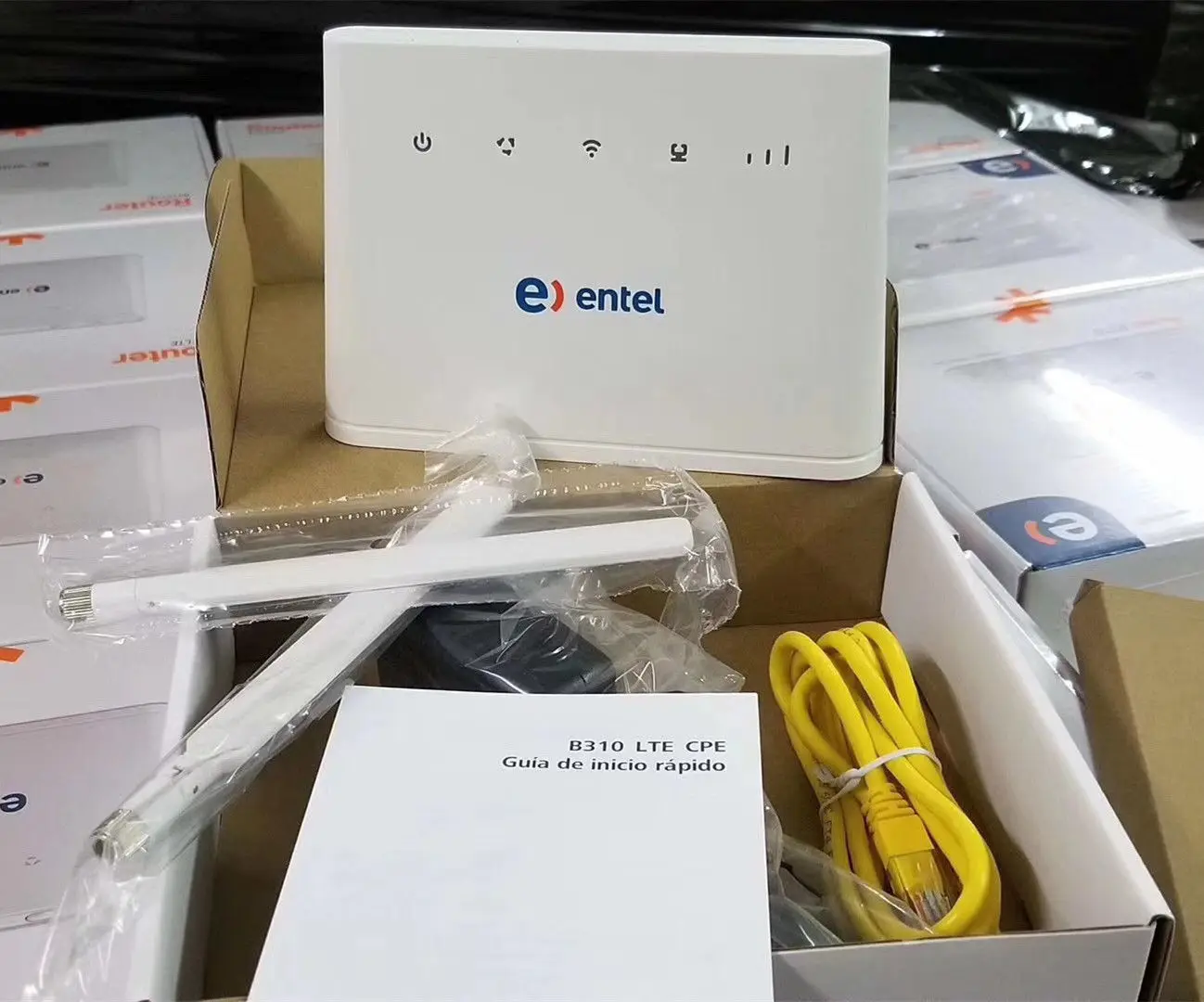 Unlocked WiFi Router Huawei B310s-518 4G LTE FDD Wireless 150Mbp Broadband Modem
Unlocked WiFi Router Huawei B310s-518 4G LTE FDD Wireless 150Mbp Broadband Modem