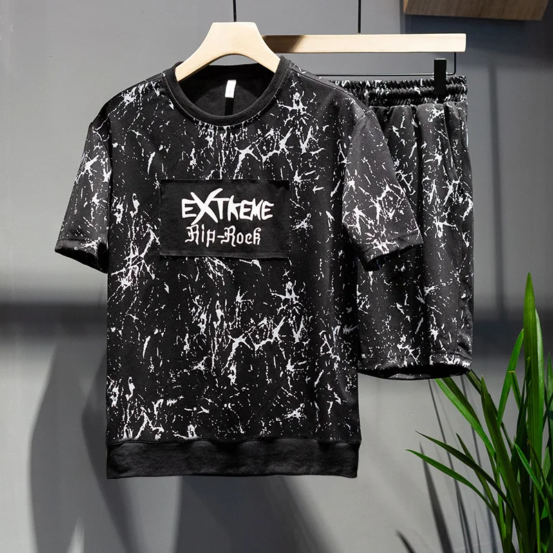 2019 New arrival Men Summer Two-Piece Set Thin Short sleeve T-shirt + camouflage shorts two-piece
2019 New arrival Men Summer Two-Piece Set Thin Short sleeve T-shirt + camouflage shorts two-piece