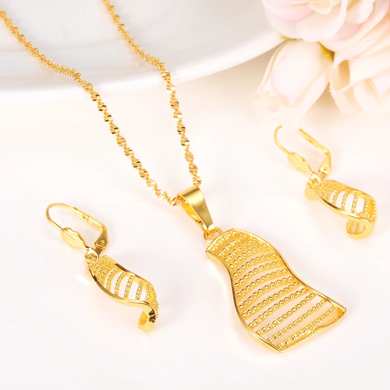Bangrui Women Fashion Jewelry set Necklace Earrings Wedding sets Gold Color Africa/Arabia/Middle East
Bangrui Women Fashion Jewelry set Necklace Earrings Wedding sets Gold Color Africa/Arabia/Middle East