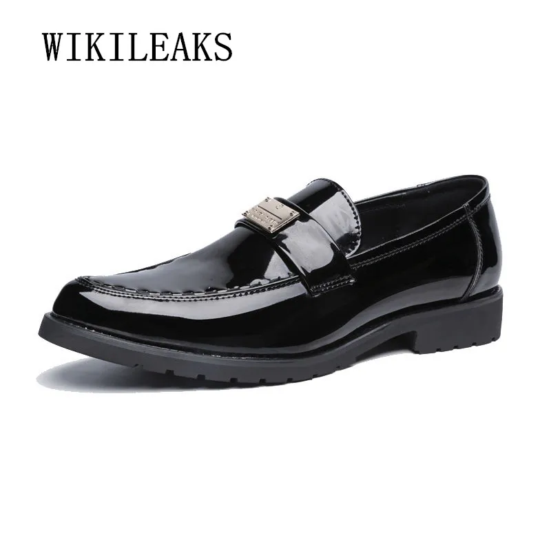 2022 Patent Leather Shoes Men Luxury Brand Buisness Flats Formal Wedding Dress Shoes Designer Oxford Shoes For Men Sepatu Pria
2022 Patent Leather Shoes Men Luxury Brand Buisness Flats Formal Wedding Dress Shoes Designer Oxford Shoes For Men Sepatu Pria