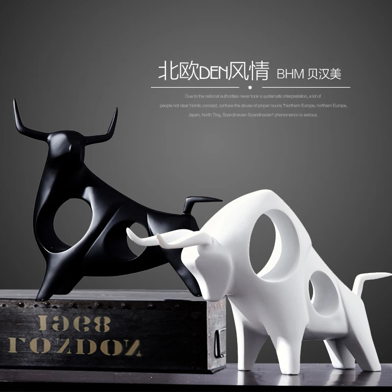 black white Ceramic creative cow Bull home decor crafts room decoration handicraft Cattle porcelain animal figurines decorations
black white Ceramic creative cow Bull home decor crafts room decoration handicraft Cattle porcelain animal figurines decorations