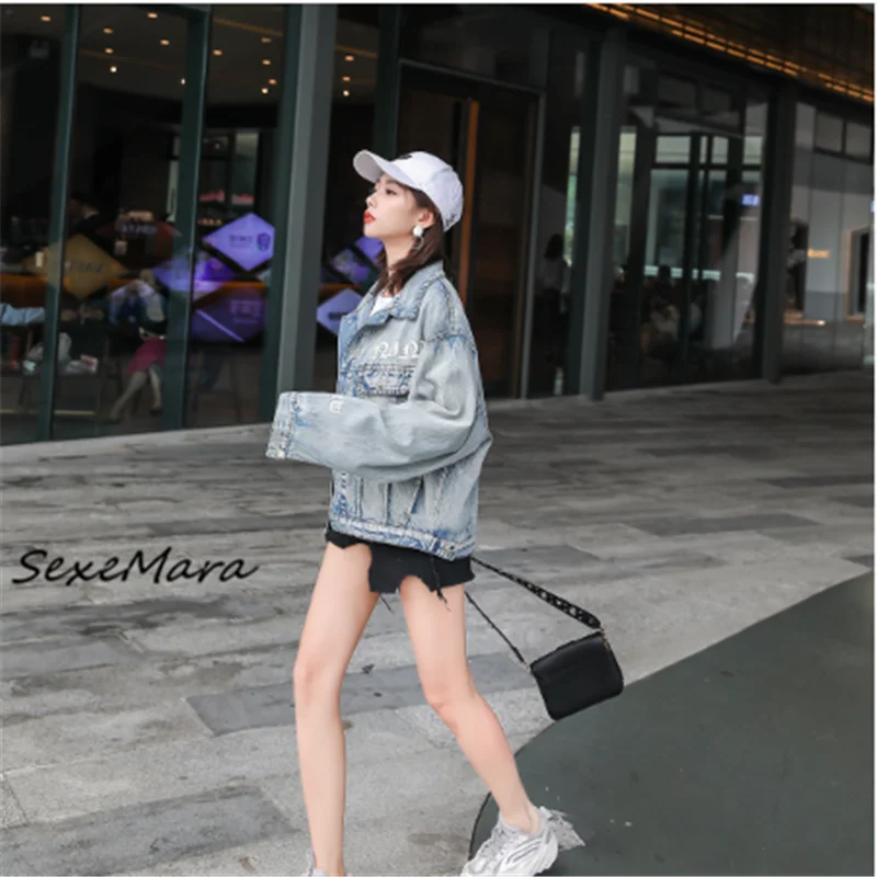 Vintage Blue Spring Print Denim Jacket Women Loose Regual Fashion Denim Jacket Plus Size 2019
Vintage Blue Spring Print Denim Jacket Women Loose Regual Fashion Denim Jacket Plus Size 2019