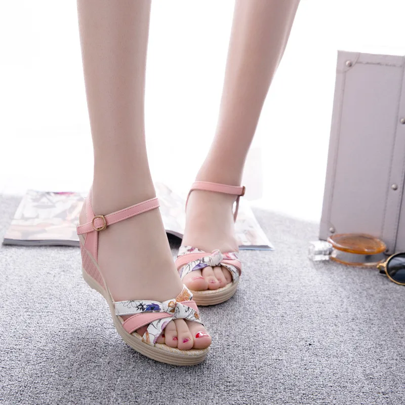 2019 New Fashion Fish Mouth Women's Sandals Summer Casual High Heel Shoes Mixed Colors Comfortable Wedge Sandals for Female
2019 New Fashion Fish Mouth Women's Sandals Summer Casual High Heel Shoes Mixed Colors Comfortable Wedge Sandals for Female
