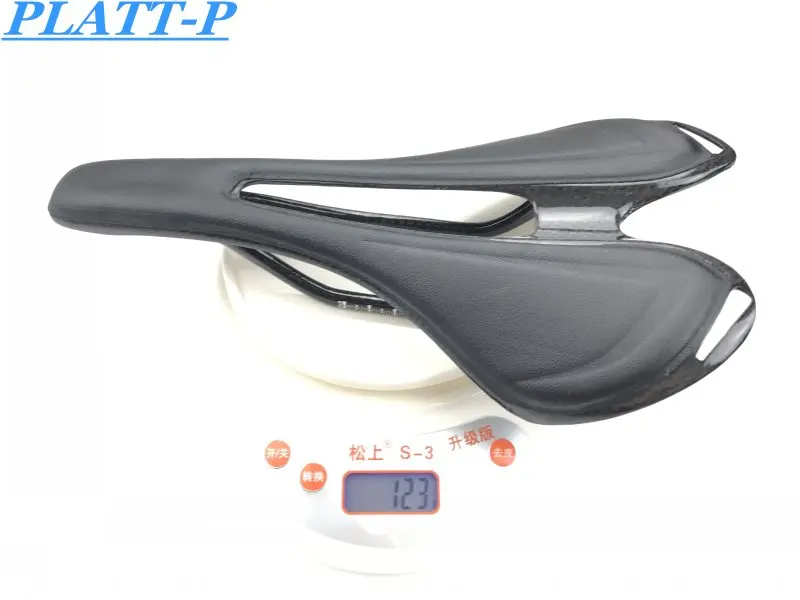New leather carbon saddle Glossy 3K full carbon Fiber Bike saddle bicycle seat super lightweight Carbo/titanium Railway 3 color
New leather carbon saddle Glossy 3K full carbon Fiber Bike saddle bicycle seat super lightweight Carbo/titanium Railway 3 color