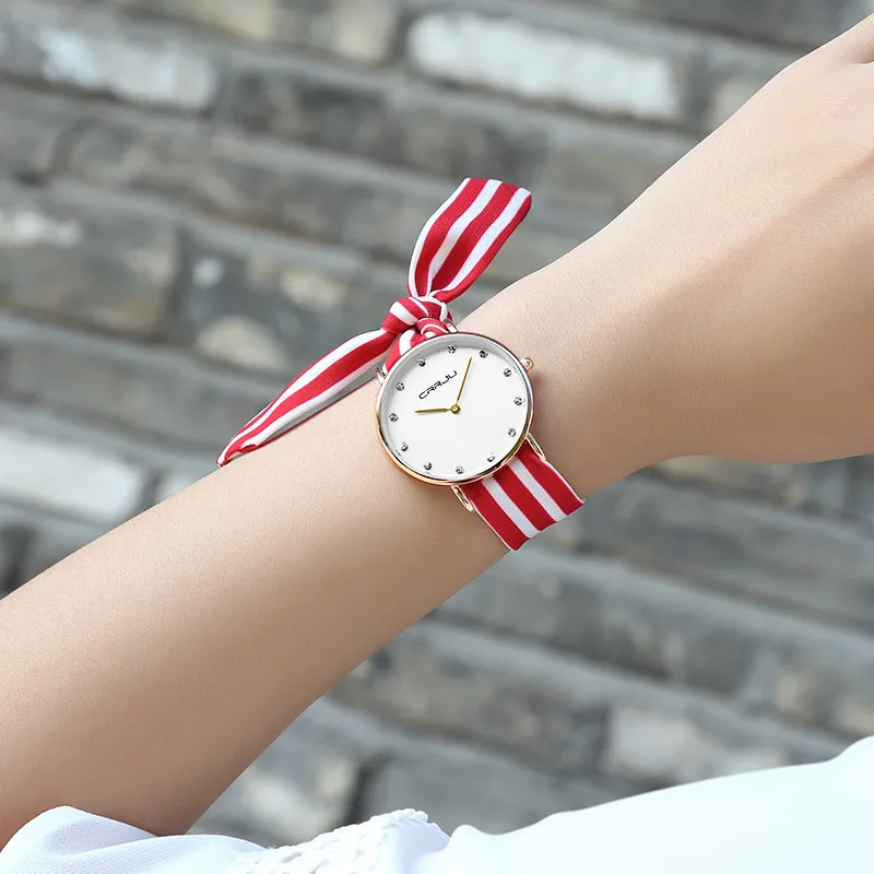 CRRJU new unique Ladies flower cloth wristwatch fashion women dress watch high quality fabric watch sweet girls Bracelet watch
CRRJU new unique Ladies flower cloth wristwatch fashion women dress watch high quality fabric watch sweet girls Bracelet watch