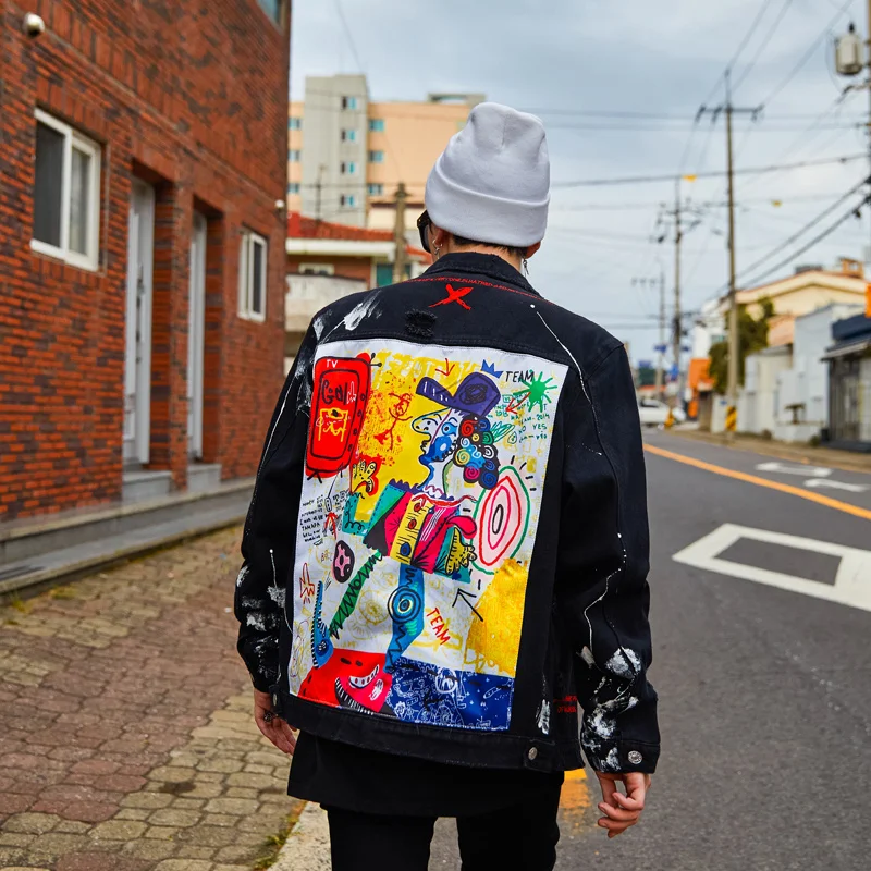 Men's Hip Hop Denim Jackets Oversized Graffiti Painted Jeans Jackets Male Brand Ripped Coat Streetwear
Men's Hip Hop Denim Jackets Oversized Graffiti Painted Jeans Jackets Male Brand Ripped Coat Streetwear