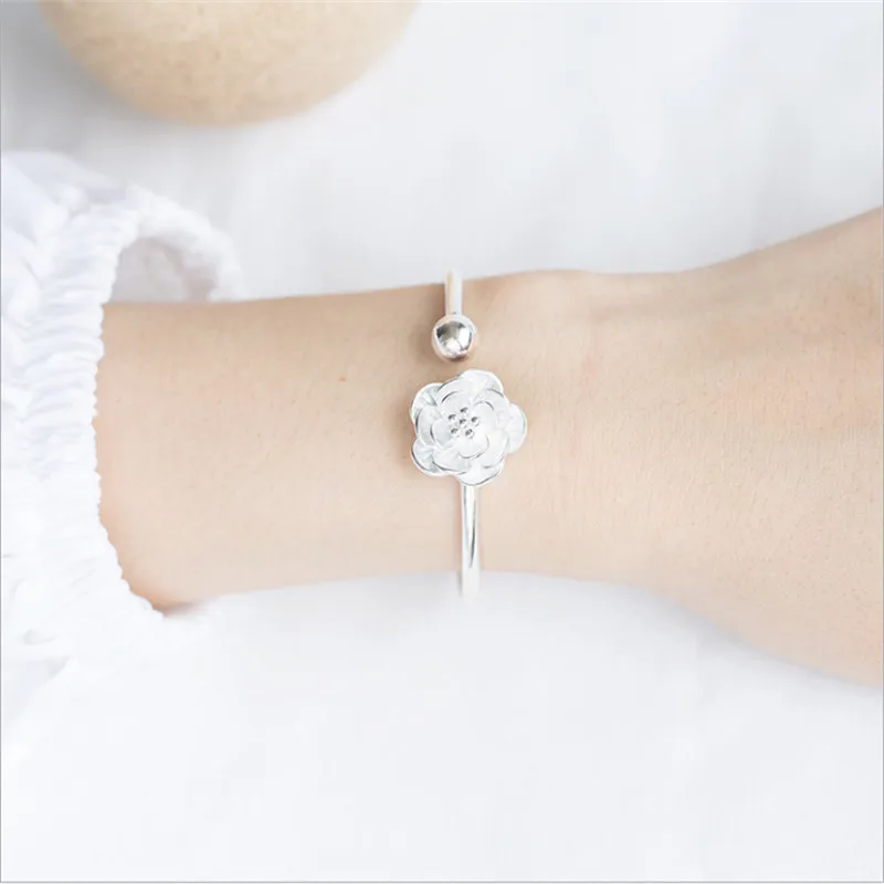Women Bracelets & Bangles sakura elegant rose silver color top quality party accessories braclets Jewelry for ladies
Women Bracelets & Bangles sakura elegant rose silver color top quality party accessories braclets Jewelry for ladies