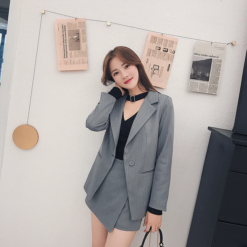 Office Lady Women Skirt Suits Fashion One Button Notched Striped Blazer Jackets and Slim Mini Skirts Two Pieces OL Sets Female
Office Lady Women Skirt Suits Fashion One Button Notched Striped Blazer Jackets and Slim Mini Skirts Two Pieces OL Sets Female